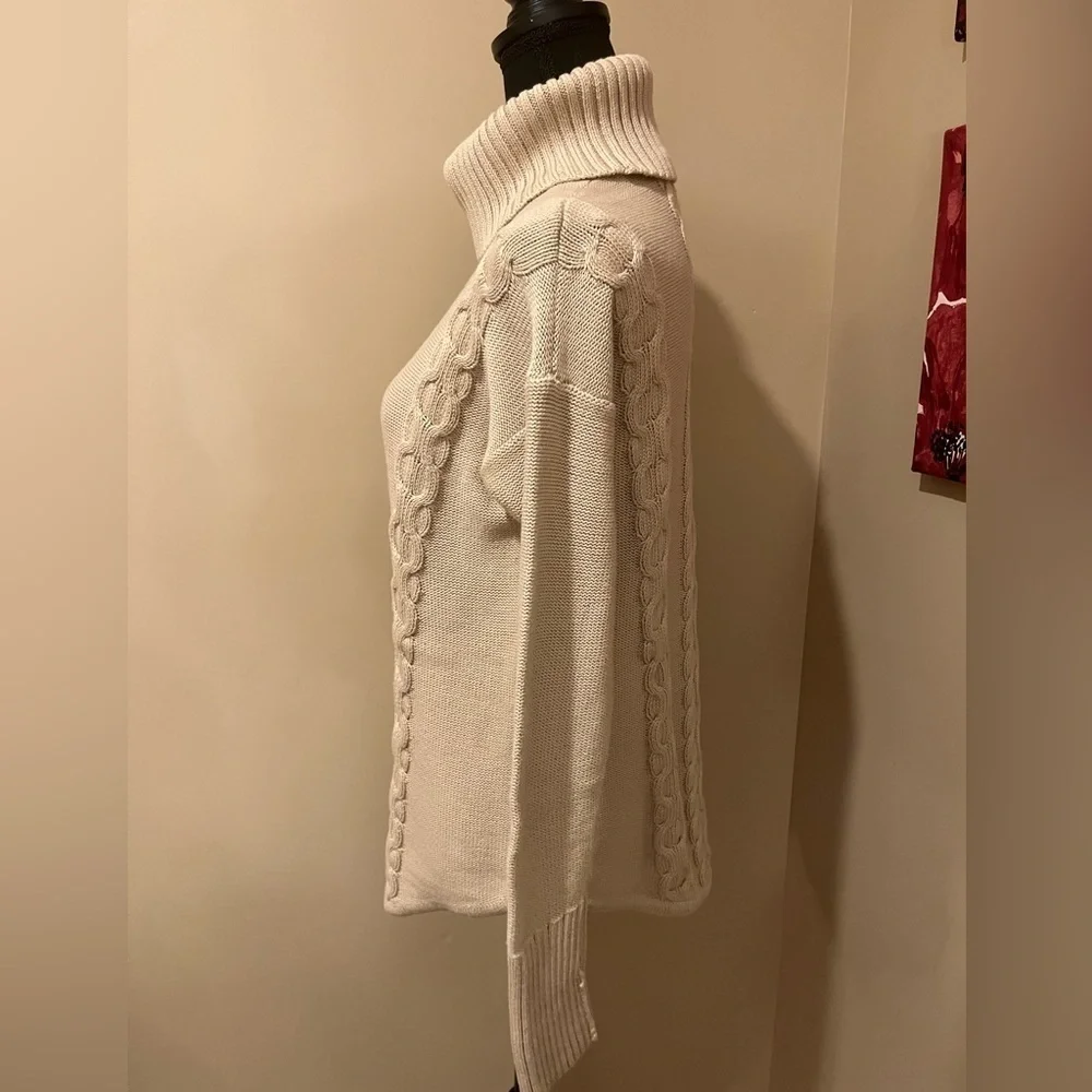 LL Bean Cable Knit Turtleneck Sweater, size small